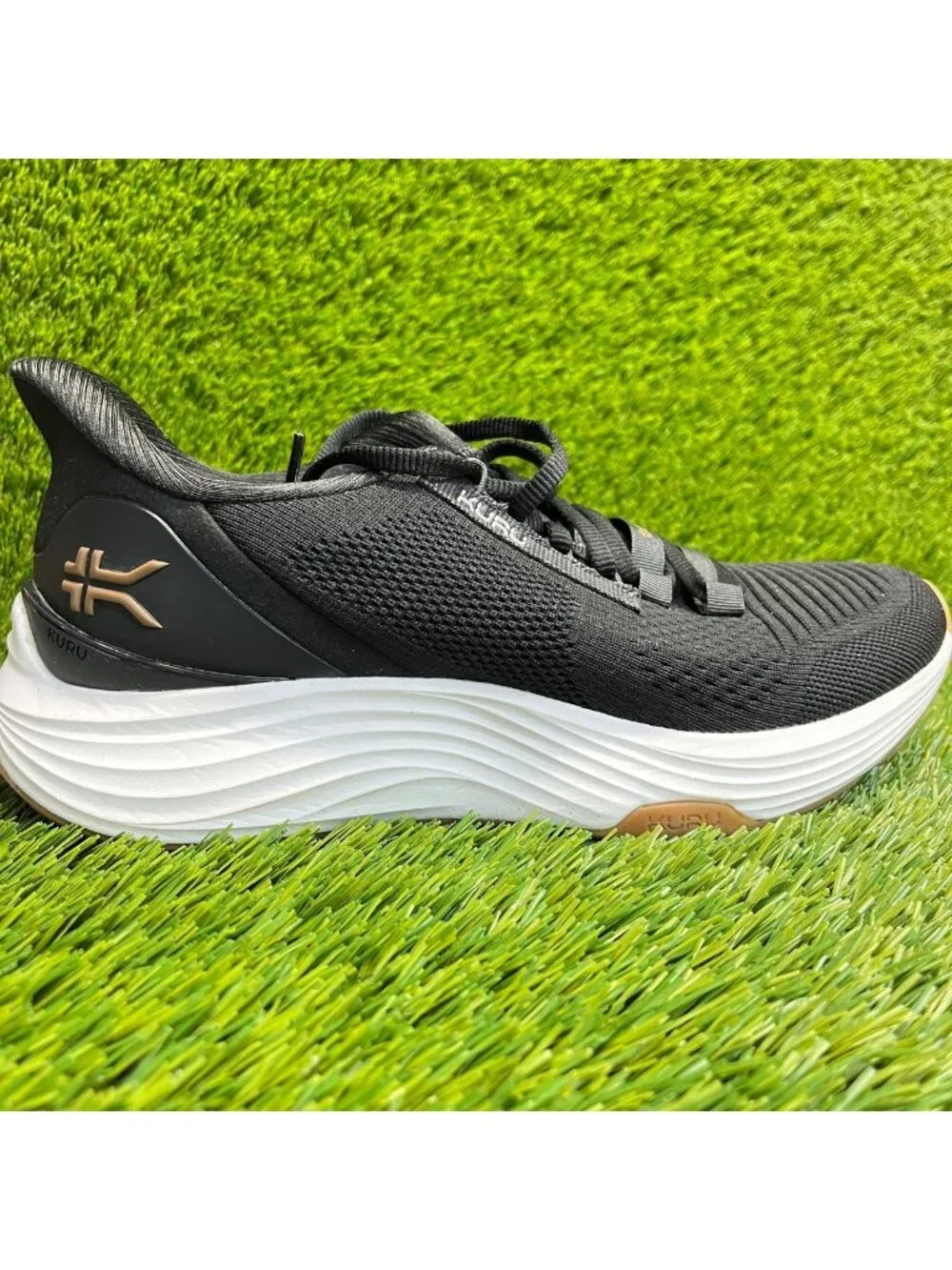 Kuru Atom 2 Womens Size 8.5 Black White Athletic Running Walking Shoes Sneakers